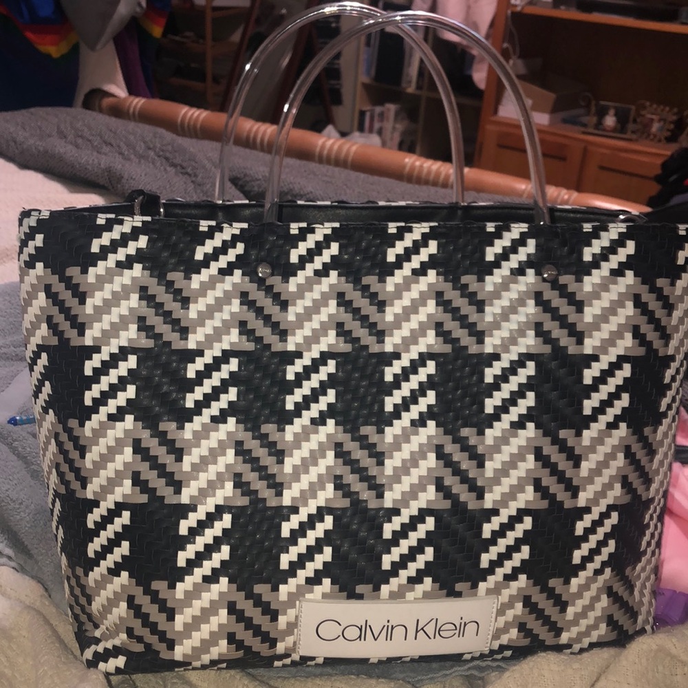 Calvin Klein Tote!
